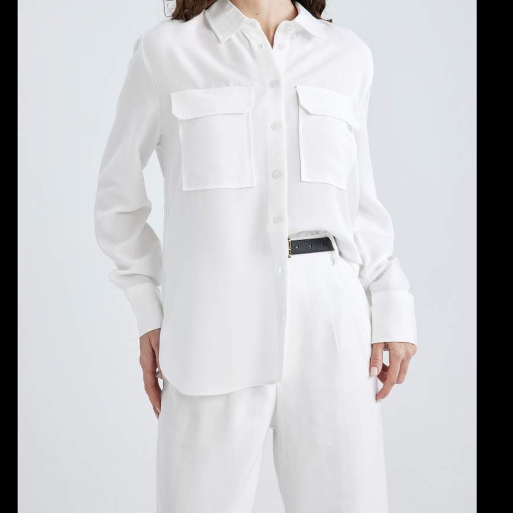 NWT Classic White Button-Up Shirt